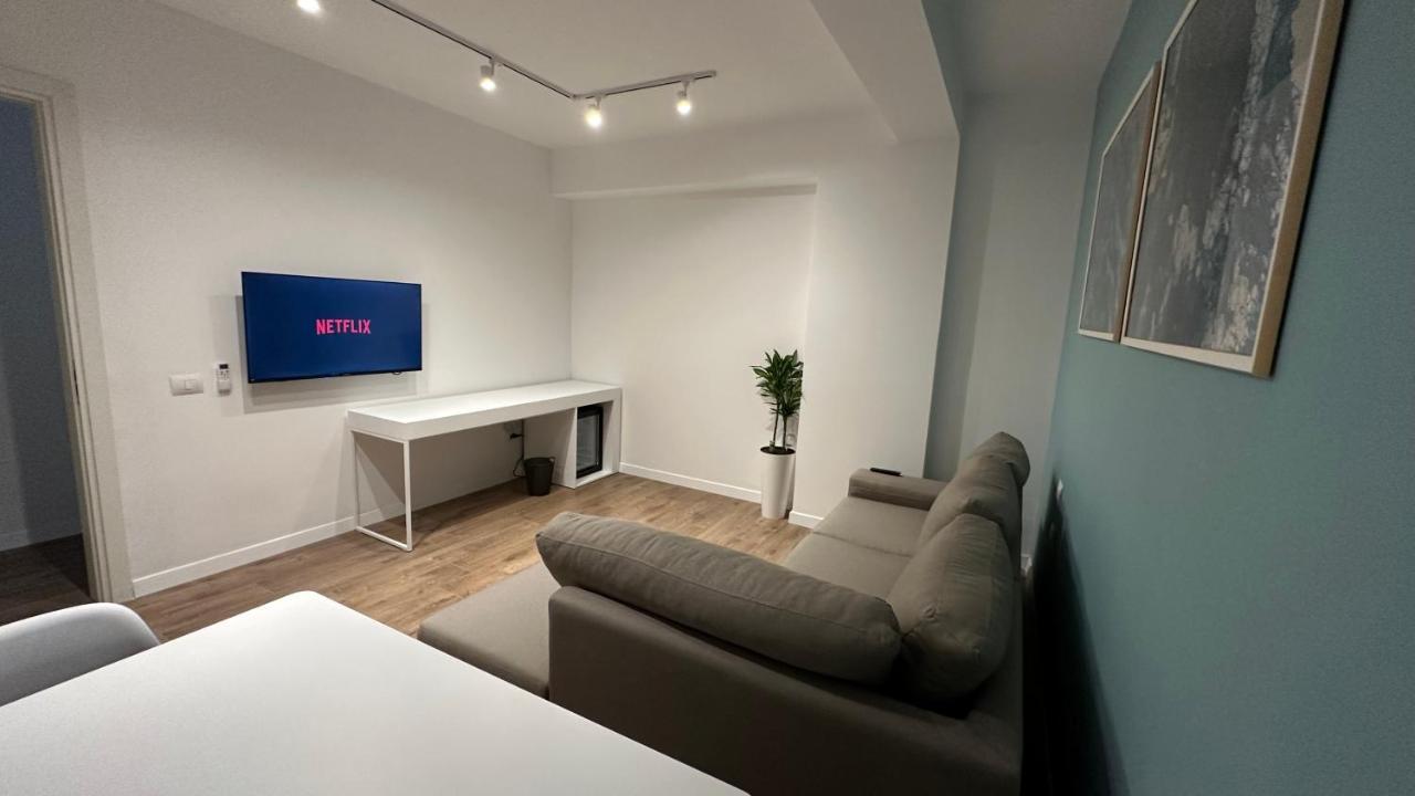Scandinavian Apartments Al Tiranë Ngoại thất bức ảnh